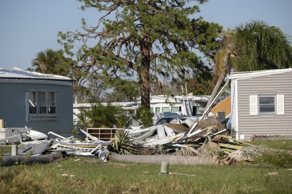 Double Wide Demolition in North Canton